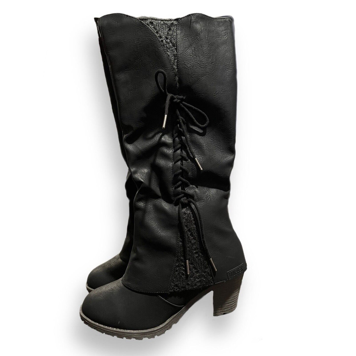 2004-2005 Suzuki Forenza (w/SL Hole) Front Bumper Cover - Fits Part Number SZ1000130